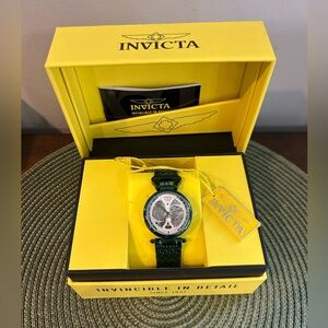 Invicta watch Objet D Art Lady Model 38394 -Ladies Watch Automatic Rare In Green